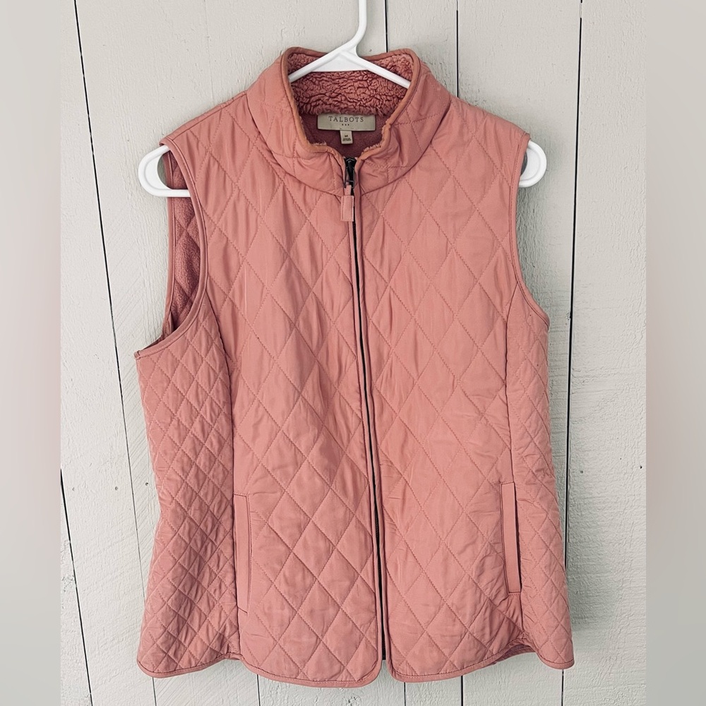 Talbots Dusty Pink Quilted Zip-Up Vest with Fleece Collar